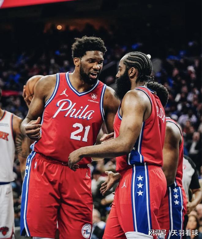 爱游戏官方app包含曼联迎NBA季后赛关键赛；清晨强势反弹；管理层满意；医务组通报恢复的词条